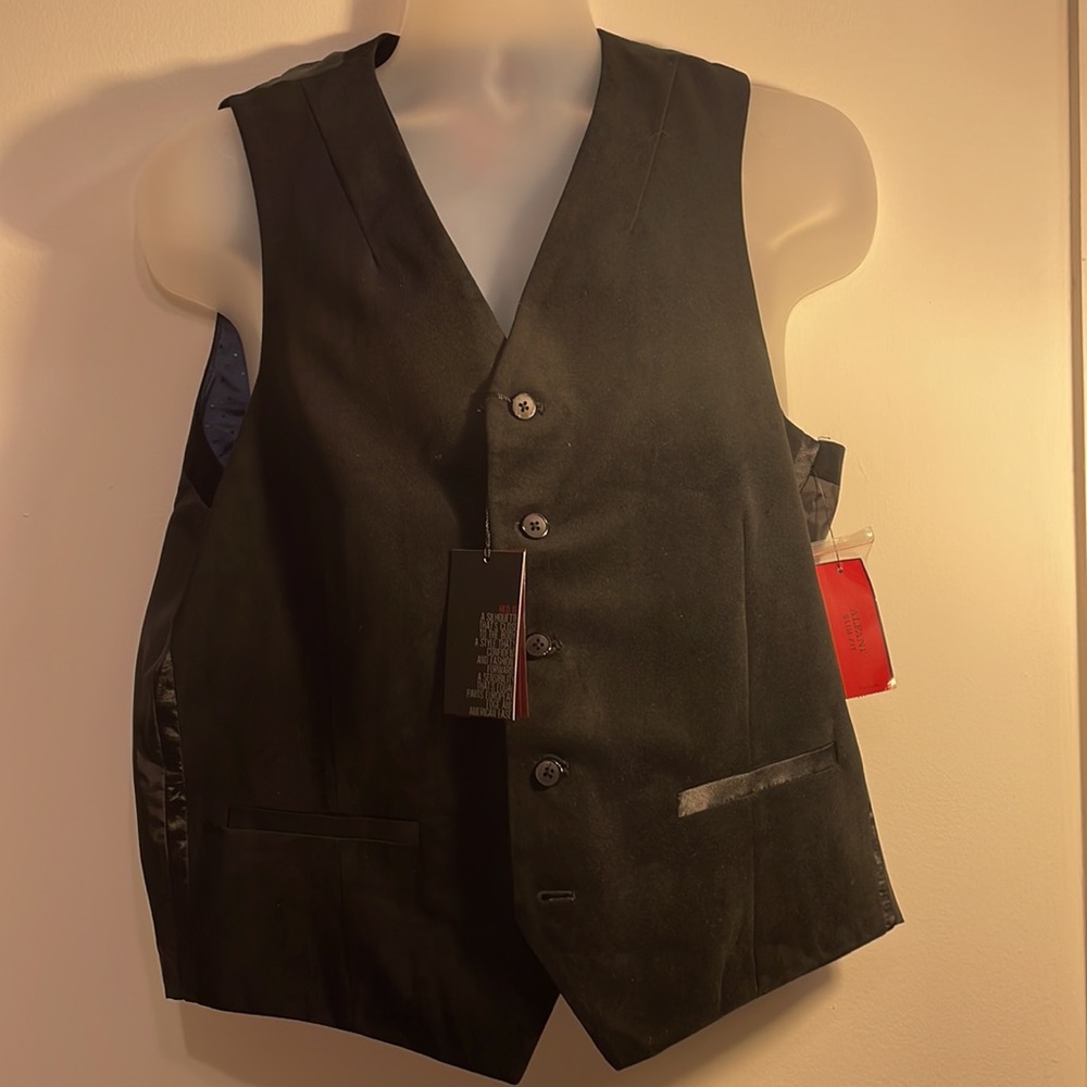 ALFANI slim fit 5 button vest, brand new with tags.